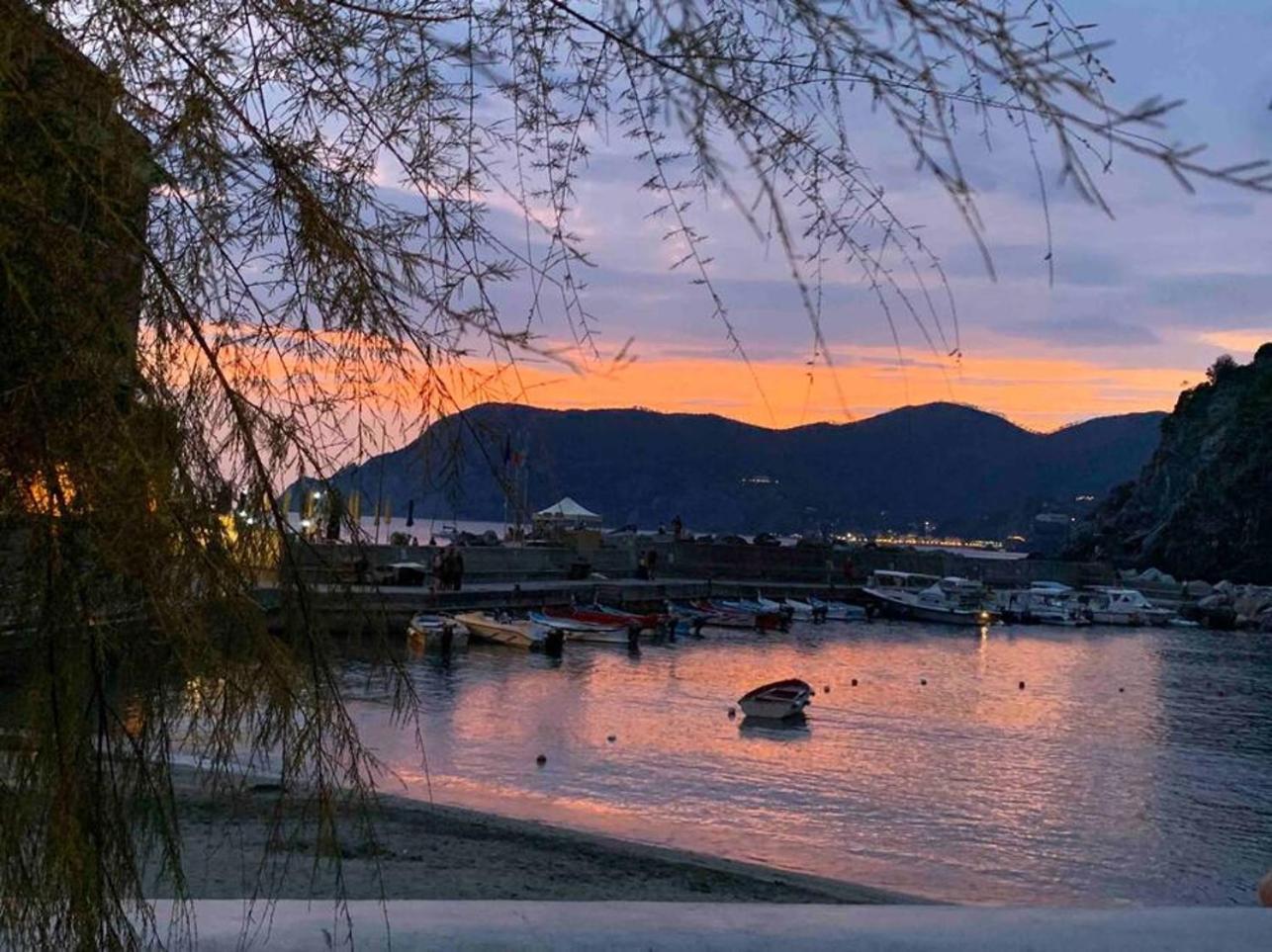 Carattino 12 Idyllic Seafront Retreat Apartment Vernazza Bagian luar foto