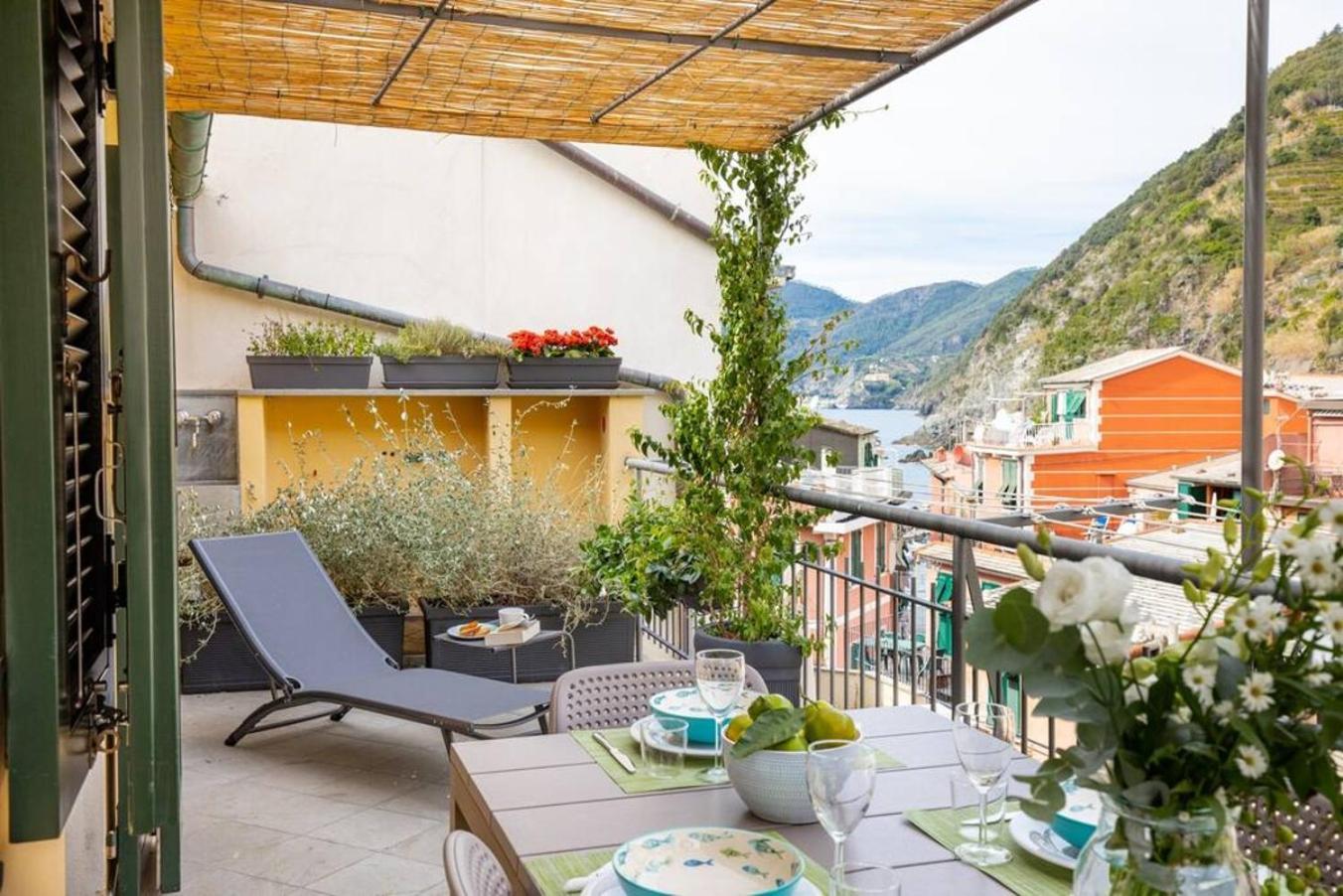 Carattino 12 Idyllic Seafront Retreat Apartment Vernazza Bagian luar foto